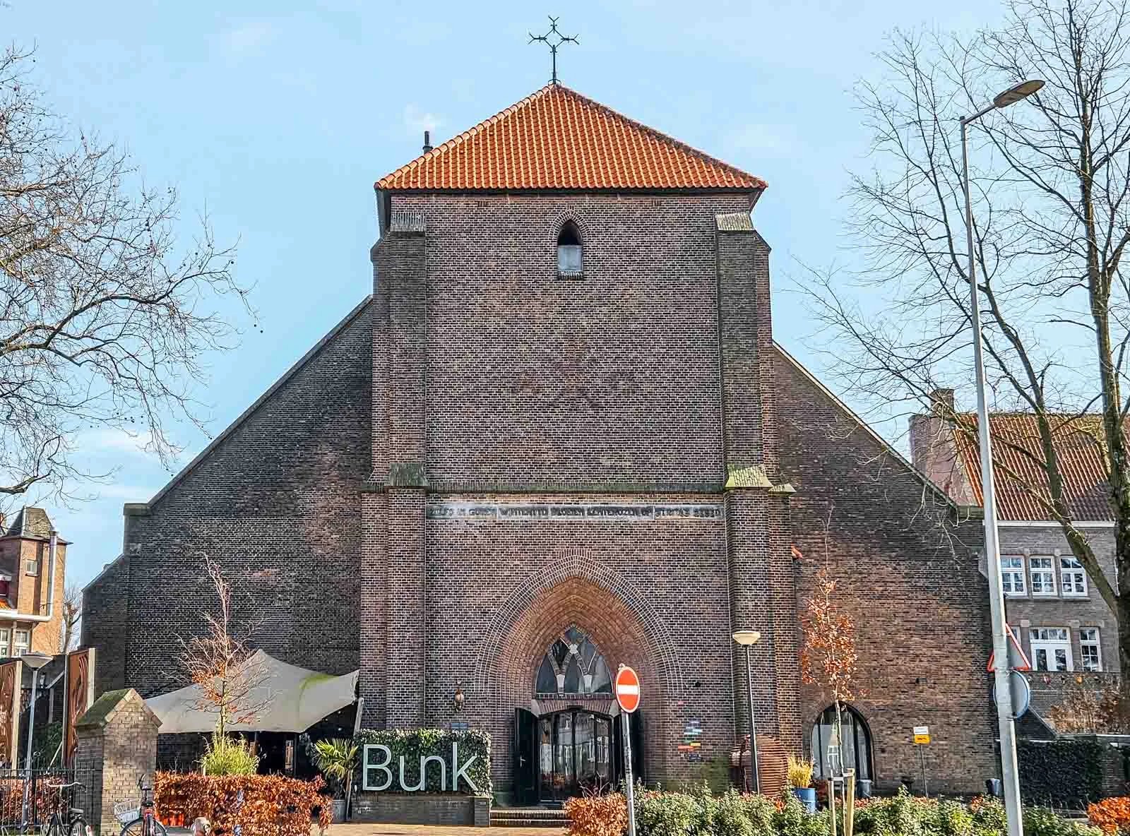 Bunk Hotel Amsterdam — backstory