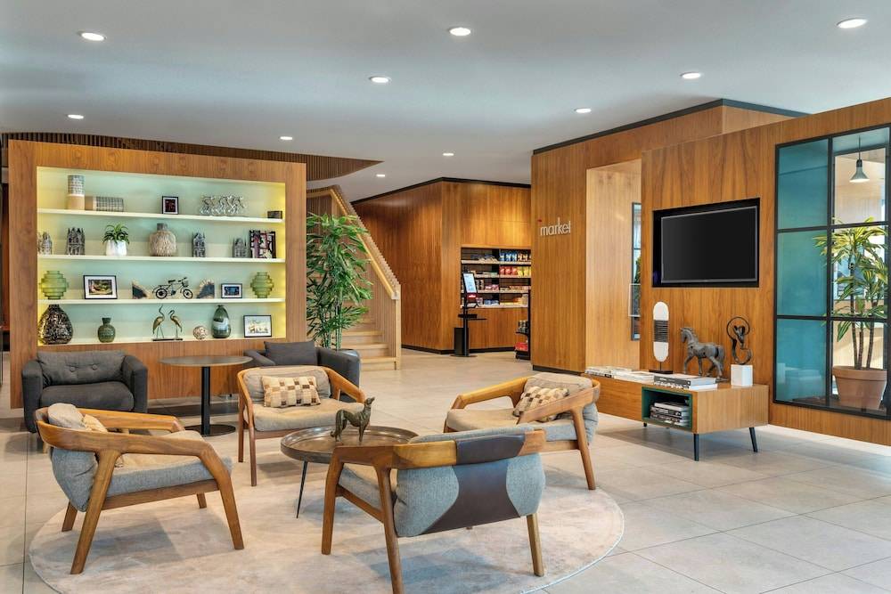 The Hendrick's Hotel — eat & drink