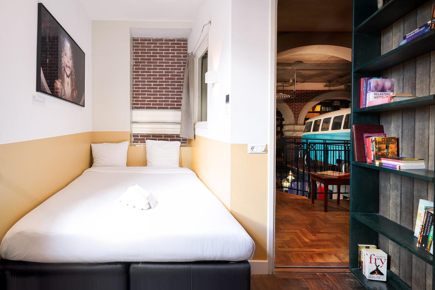 Hotel Not Hotel Amsterdam — rooms