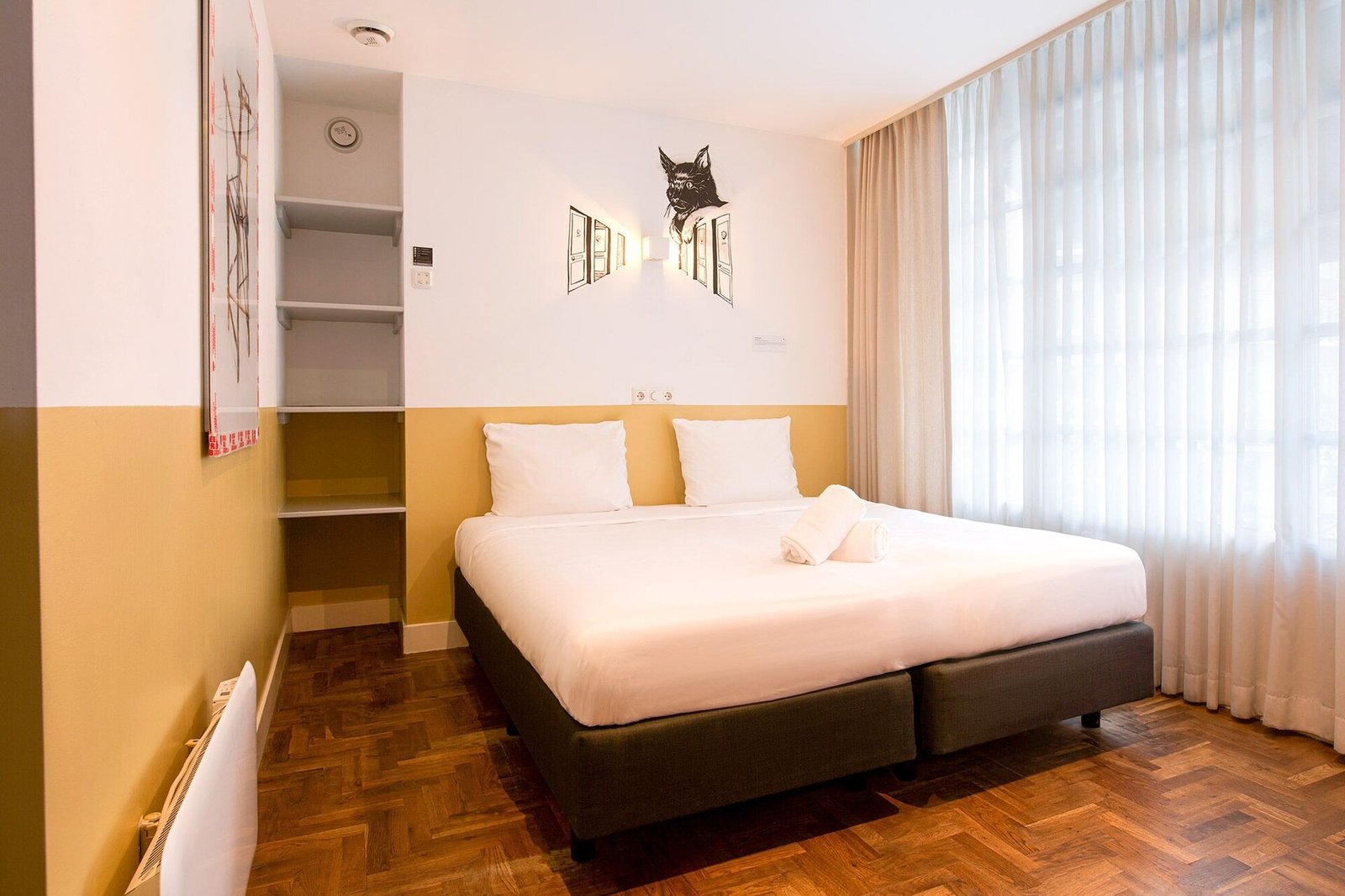 Hotel Not Hotel Amsterdam — rooms