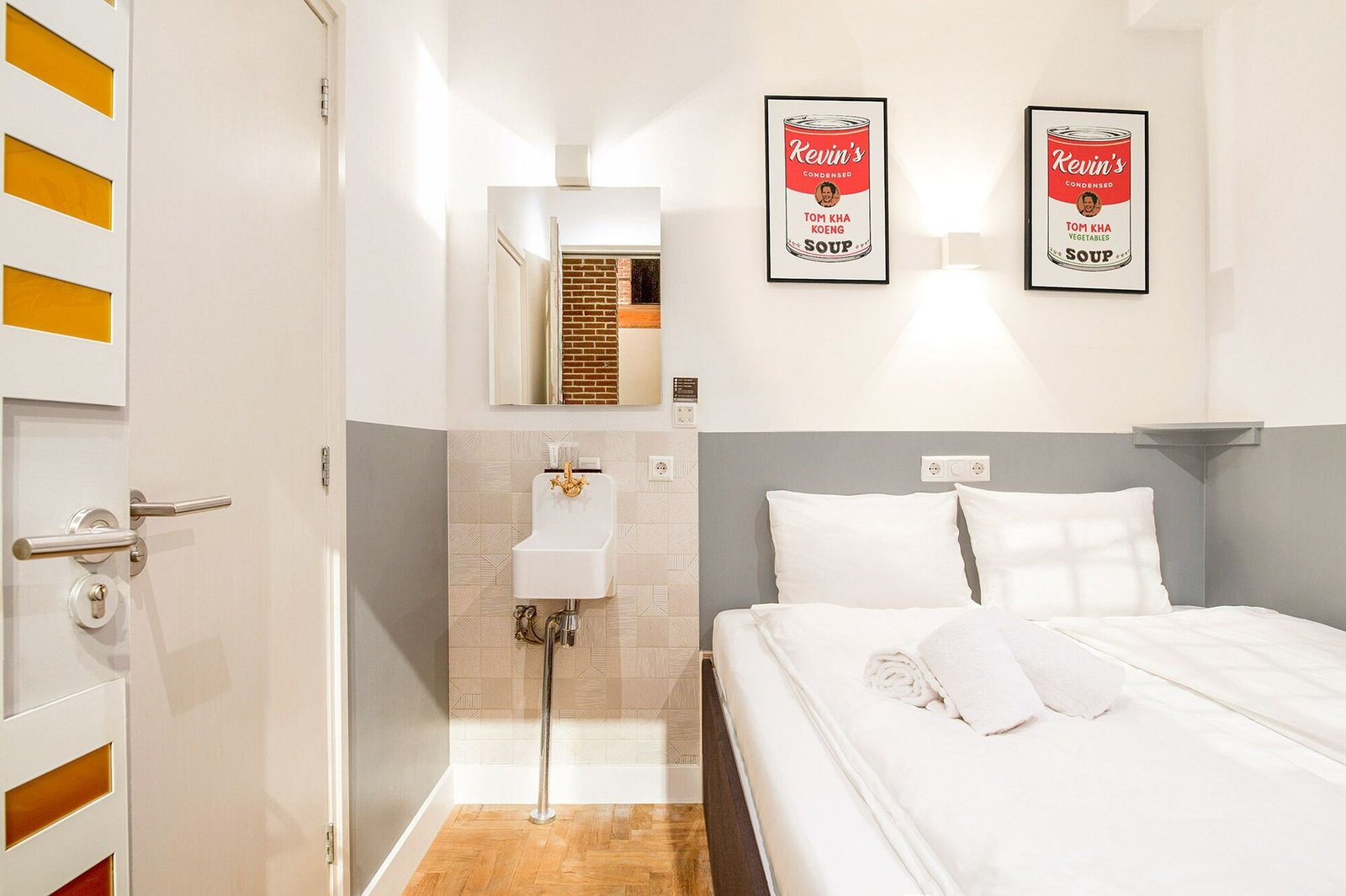 Hotel Not Hotel Amsterdam — rooms