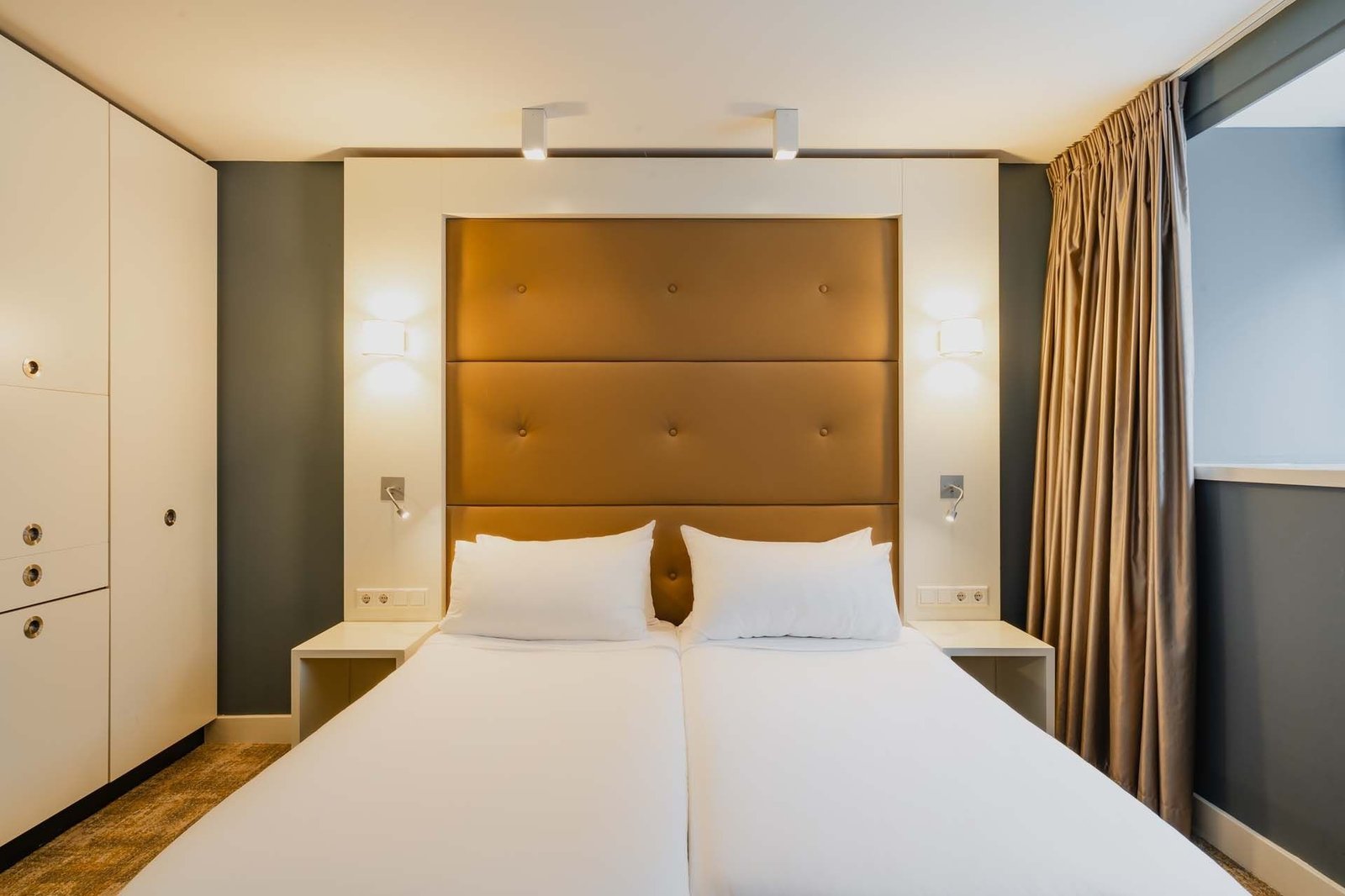 Hotel JL No76 — rooms