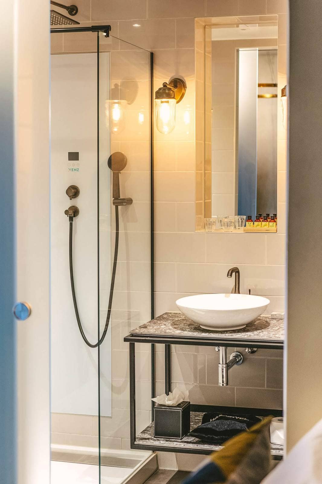 Four Elements Hotel Amsterdam — rooms