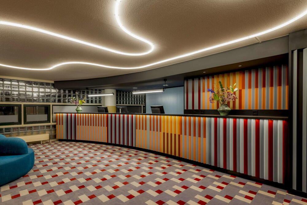 Avani Museum Quarter Amsterdam Hotel — vibe