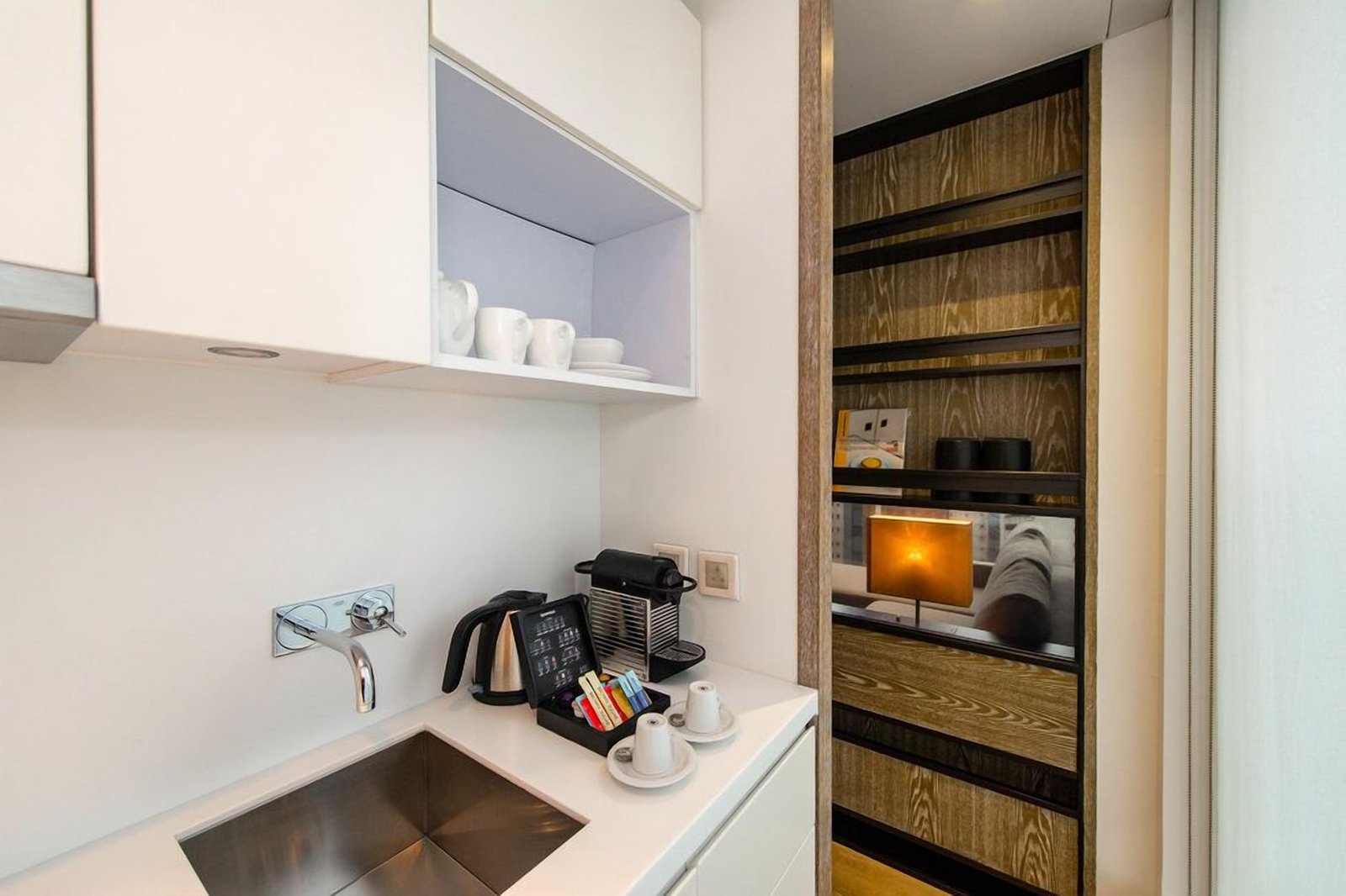 The Jervois — rooms