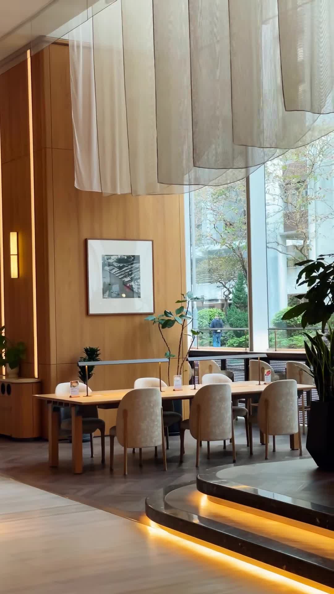 EAST Hong Kong — eat & drink