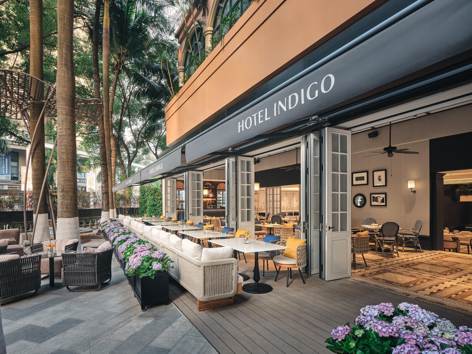 Hotel Indigo Shenzhen Overseas Chinese Town — eat & drink