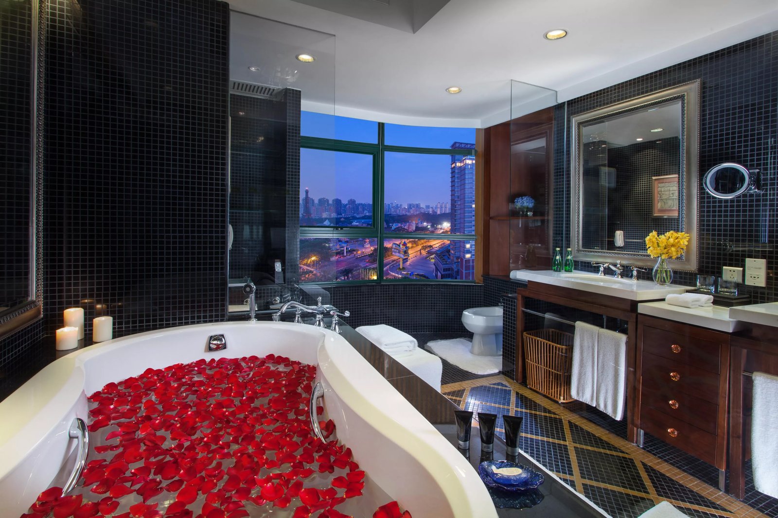 Hotel Indigo Shenzhen Overseas Chinese Town — rooms
