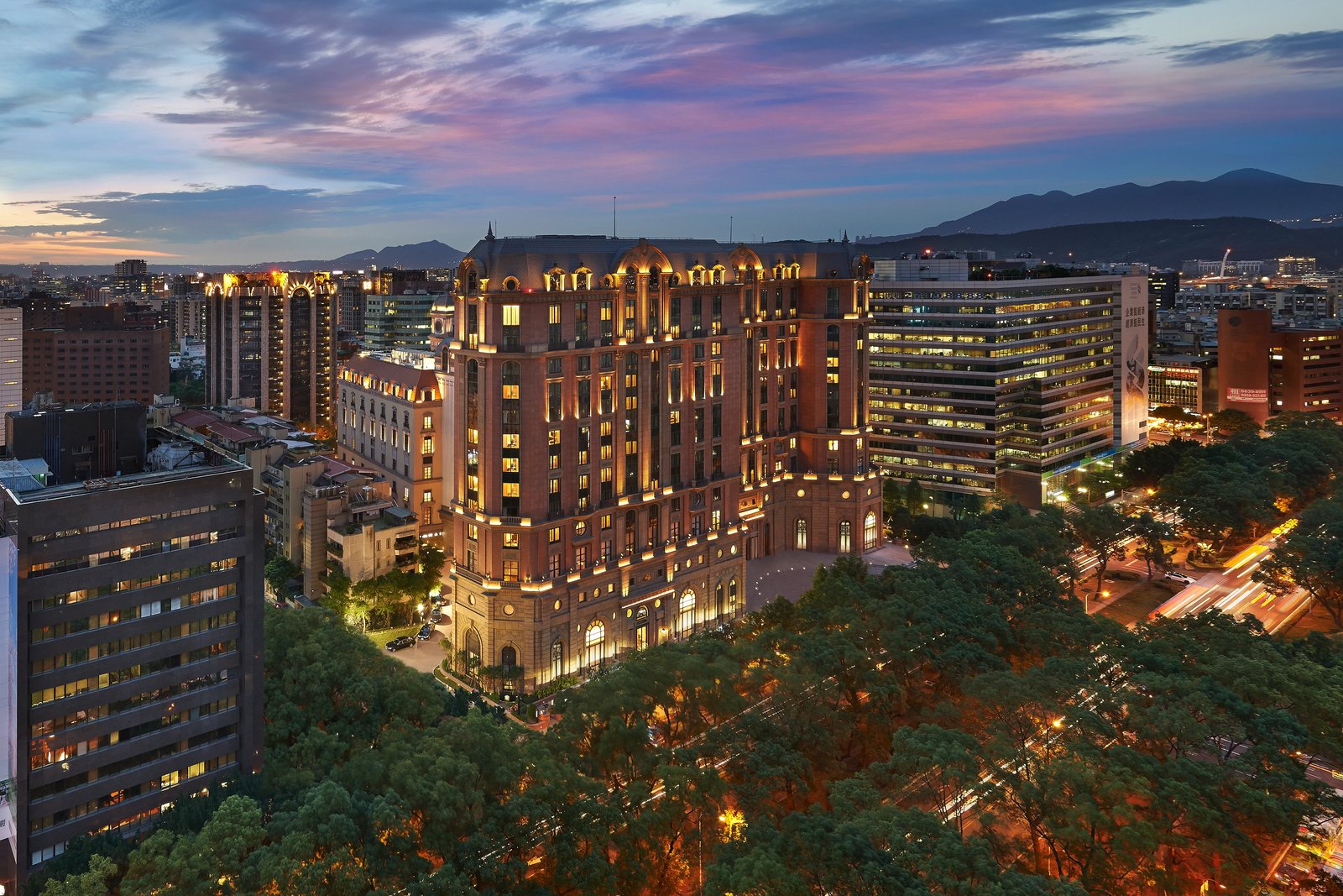 Mandarin Oriental Taipei — backstory