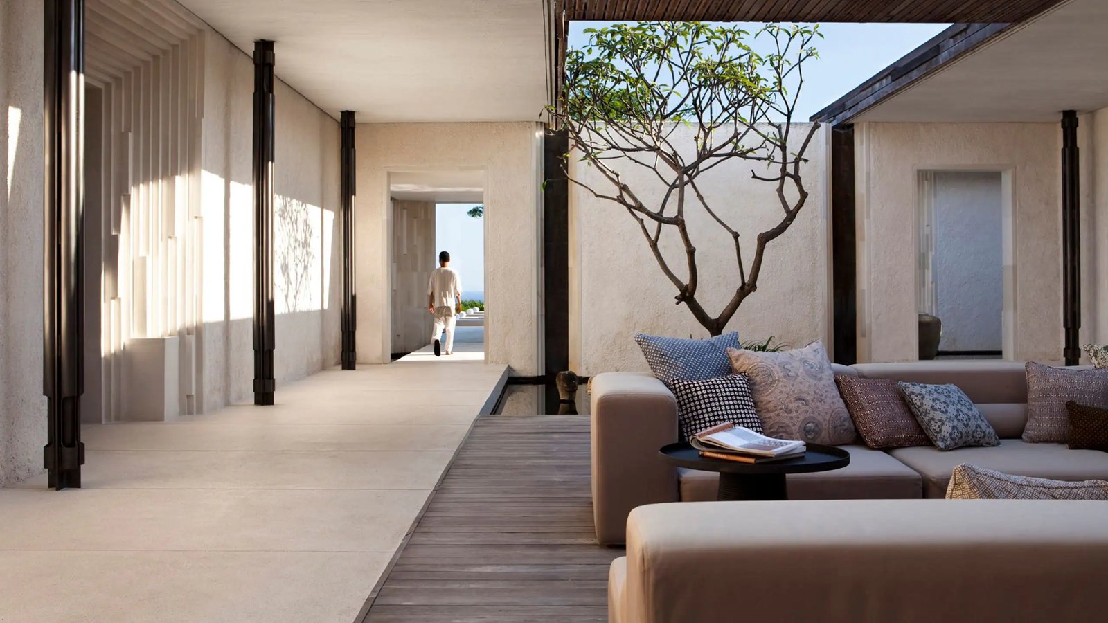 Alila Villas Uluwatu — vibe