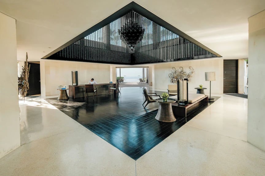 Alila Villas Uluwatu — vibe
