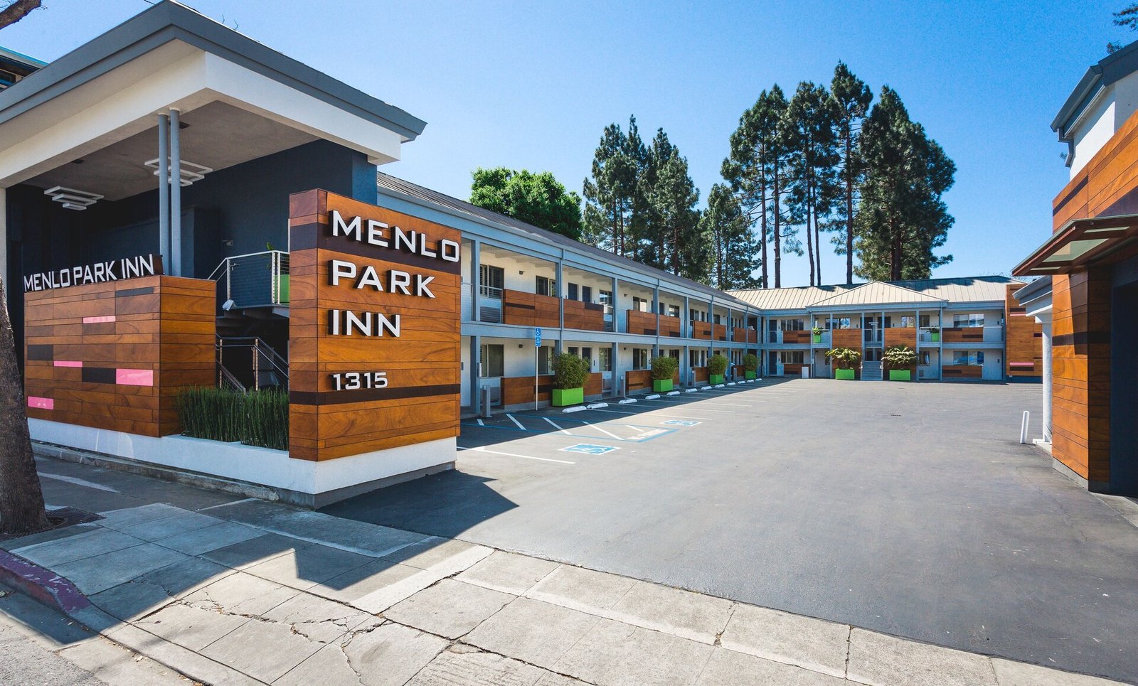 Menlo Park Inn — backstory