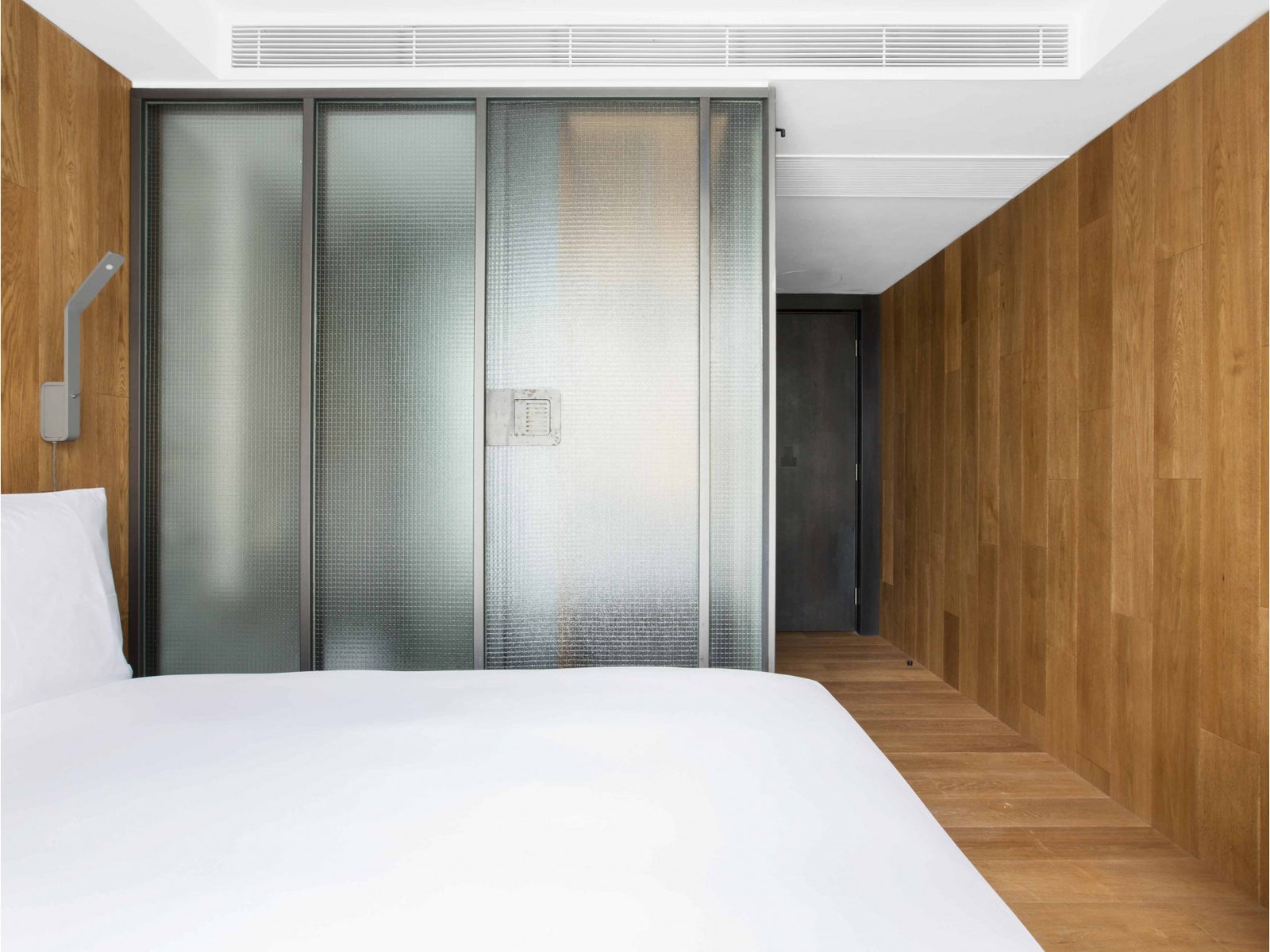 TUVE — rooms