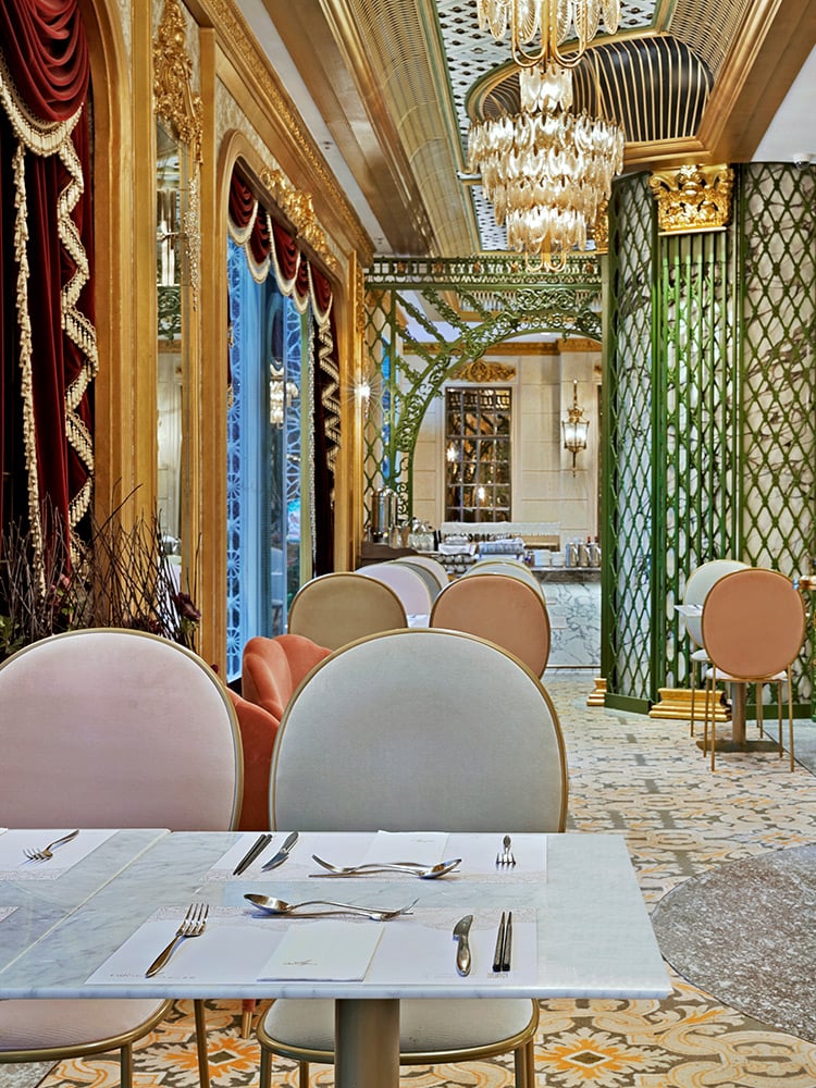 Hotel Alexandra Hong Kong, café a