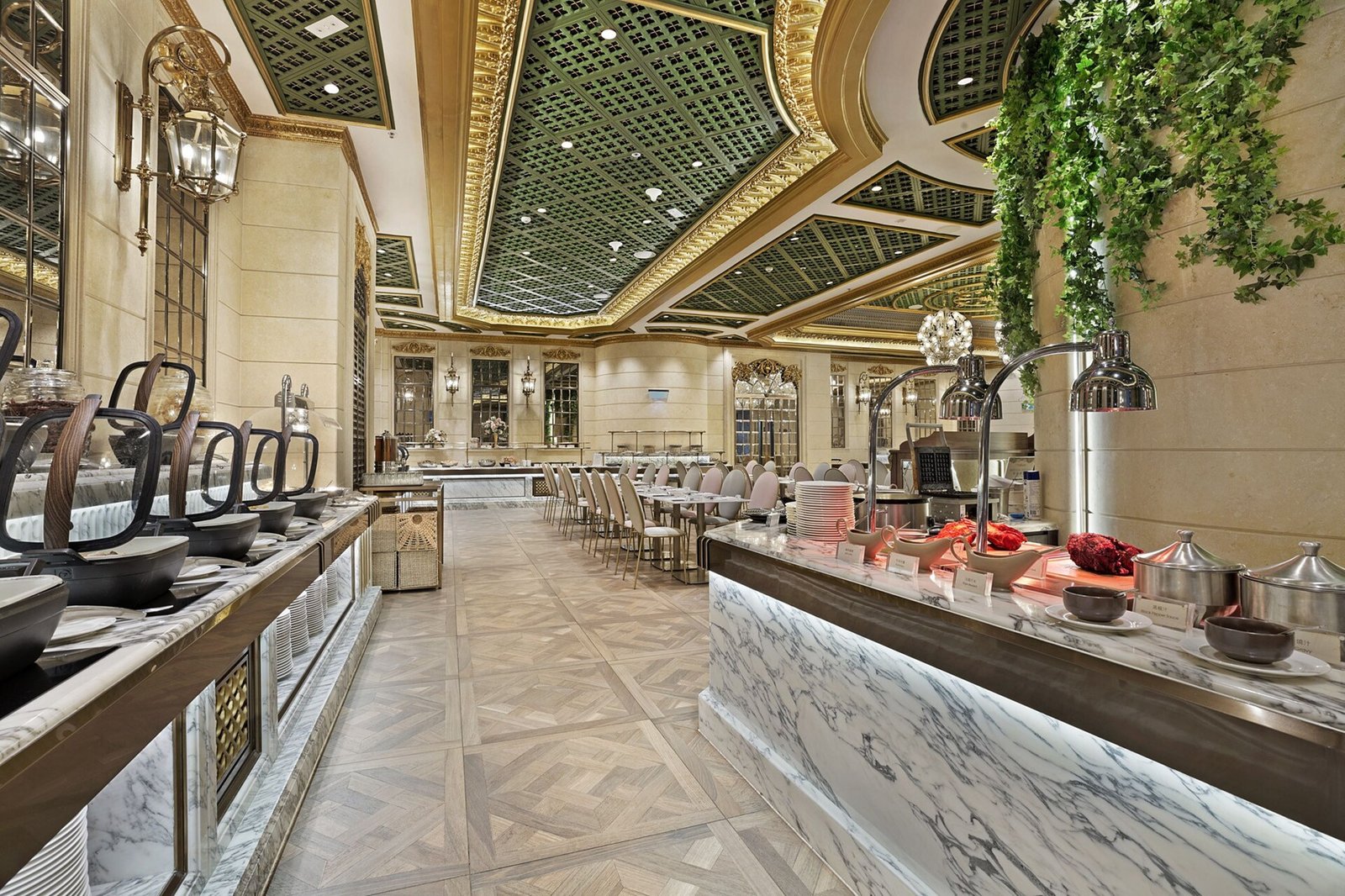 Hotel Alexandra Hong Kong — eat & drink