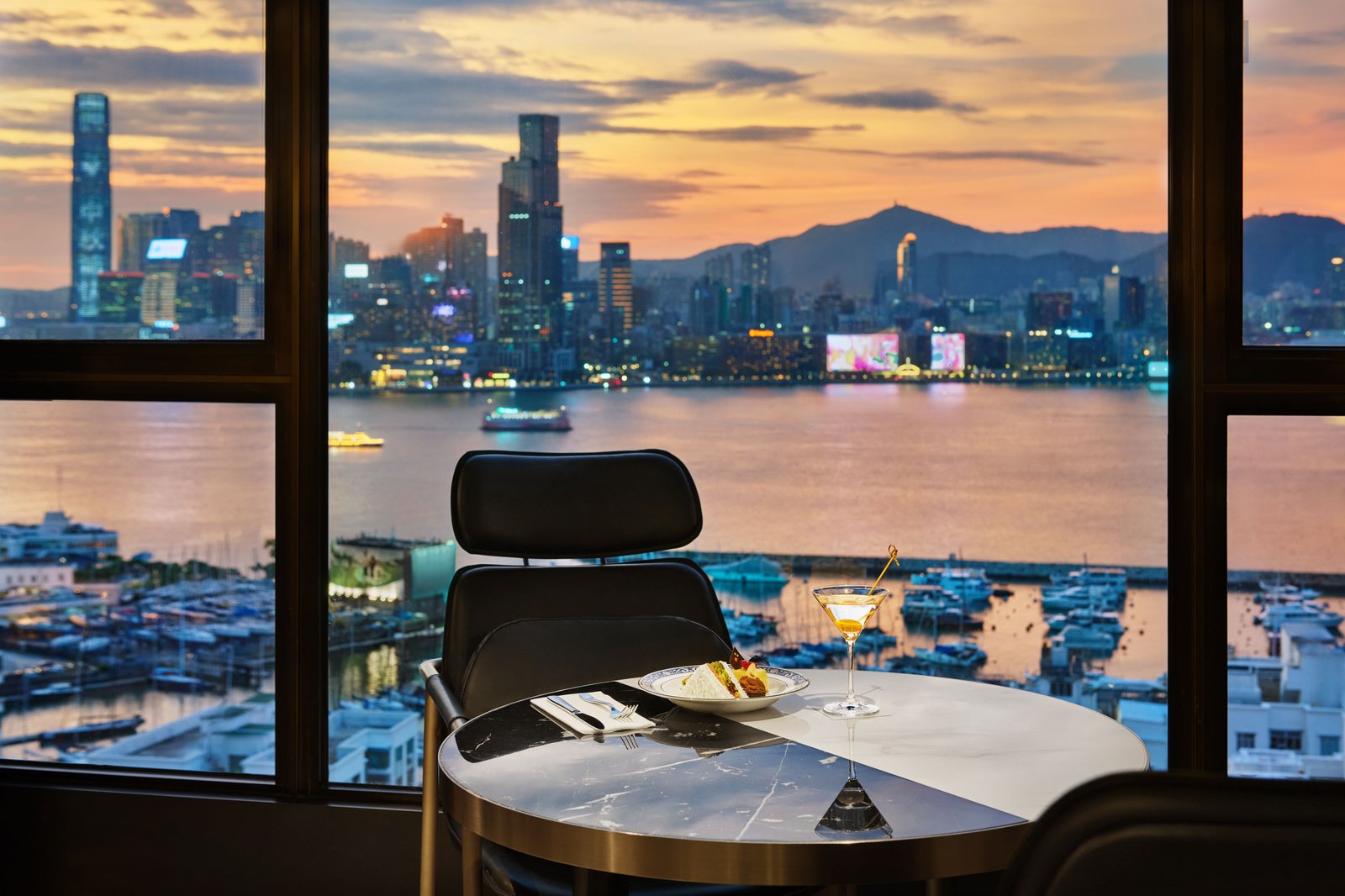 The Park Lane Hong Kong, Autograph Collection — eat & drink