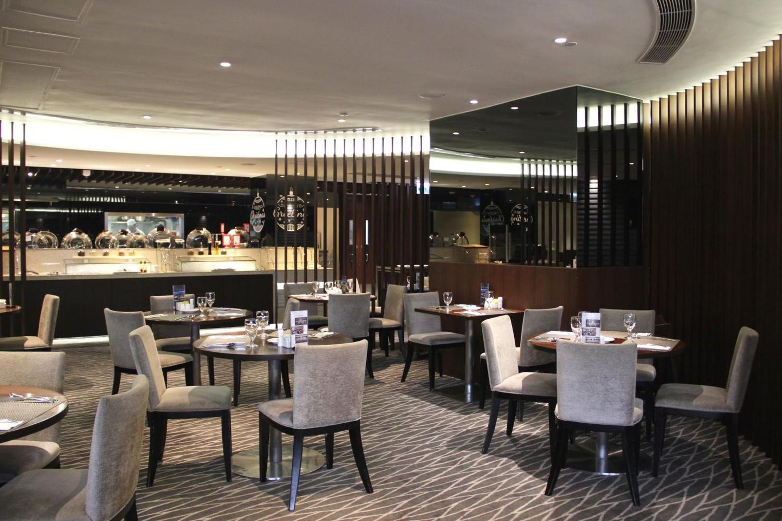 The Harbourview, harbour restaurant