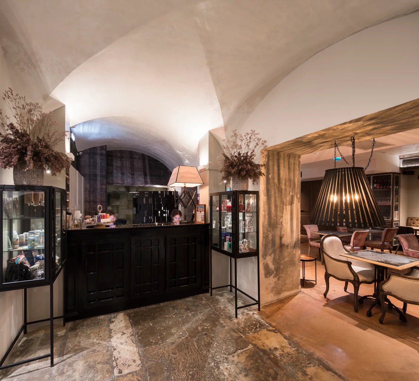 AlmaLusa Baixa/Chiado — eat & drink