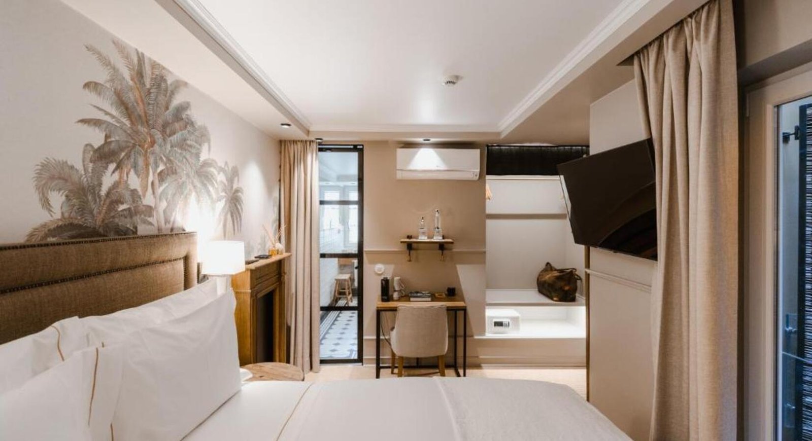 AlmaLusa Alfama — rooms