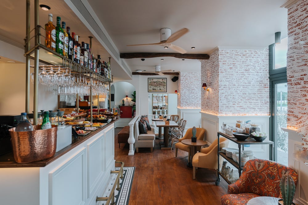 AlmaLusa Alfama — eat & drink