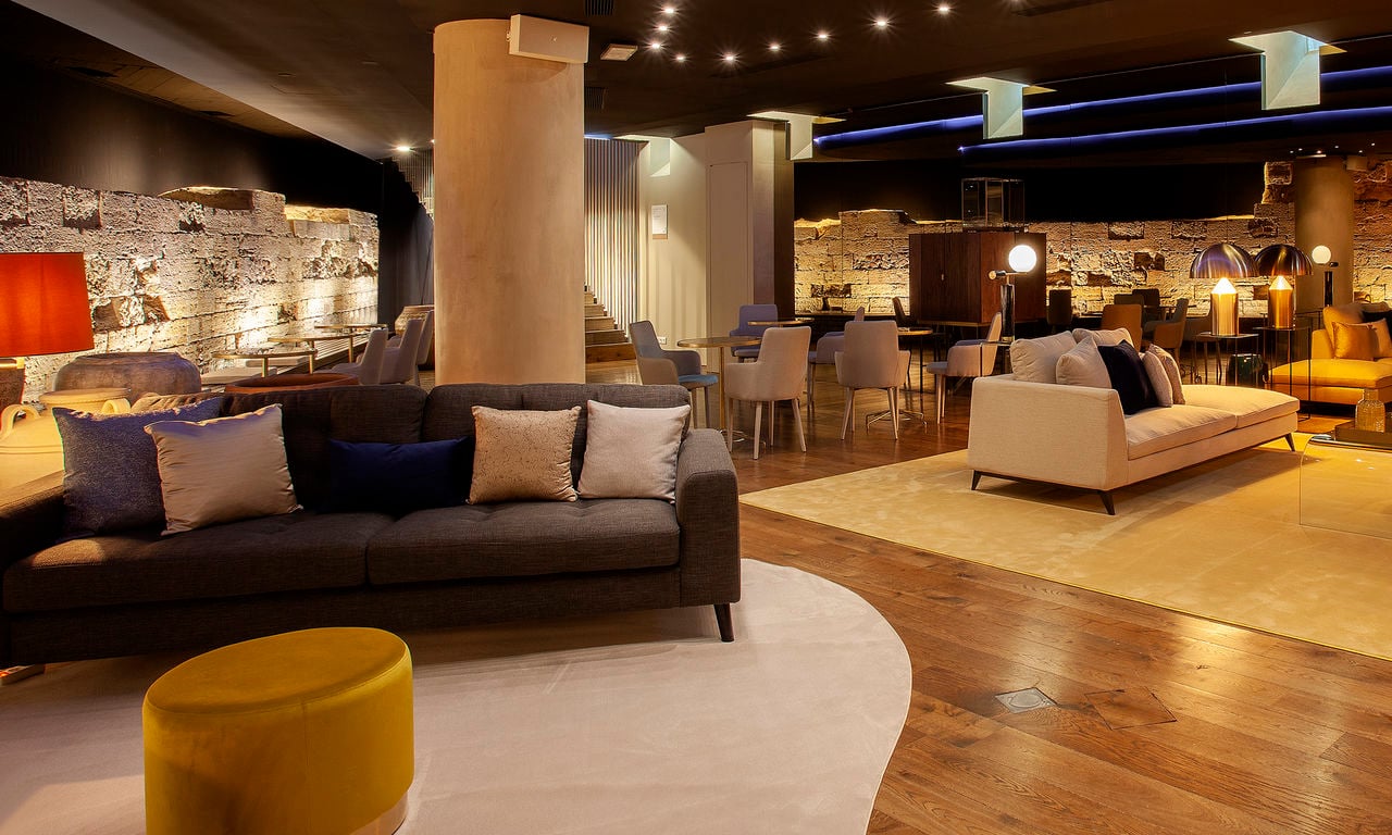 Corpo Santo Lisbon Historical Hotel — eat & drink