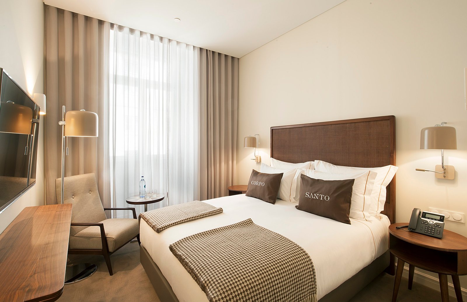 Corpo Santo Lisbon Historical Hotel — rooms