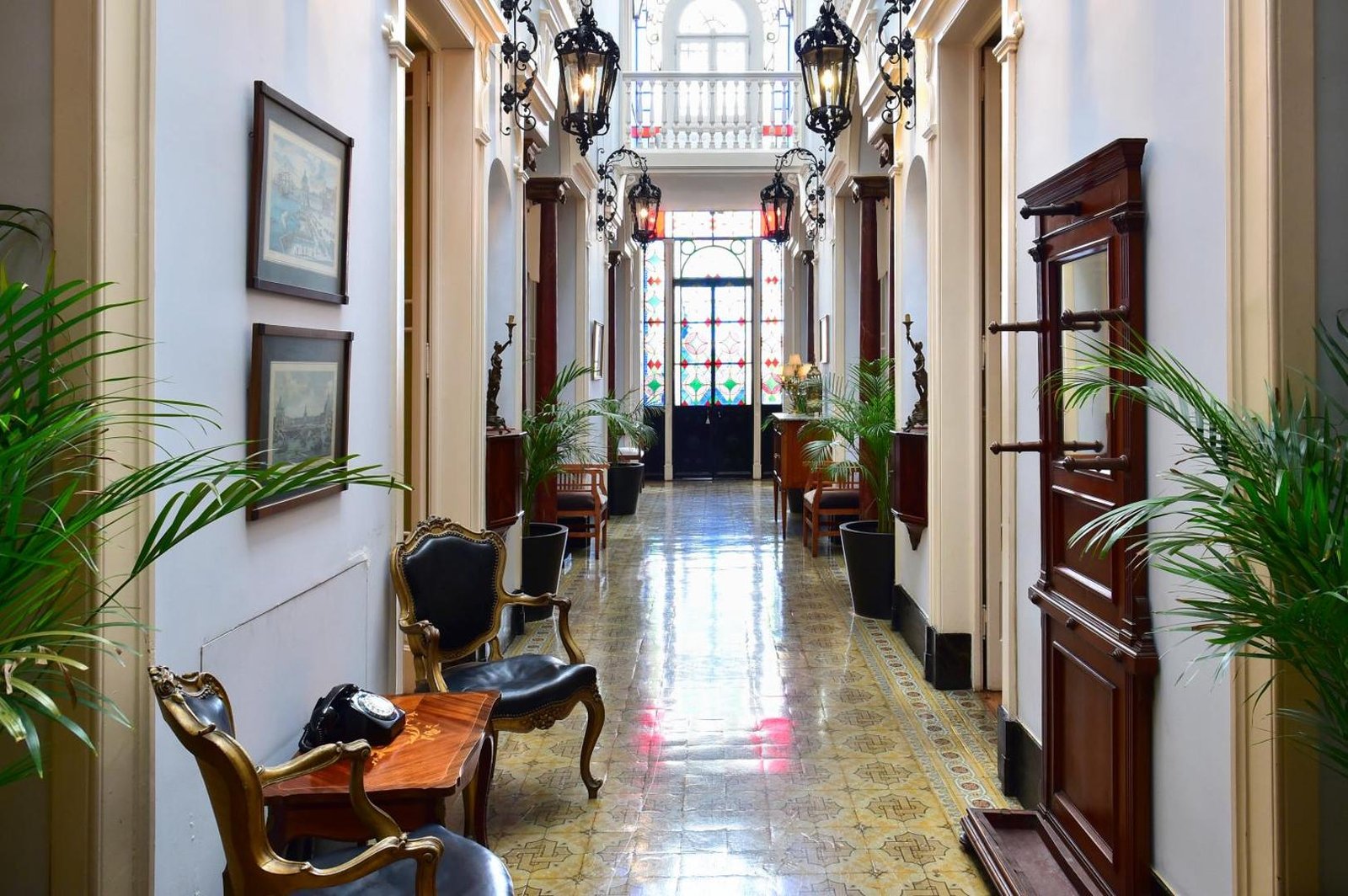 Palacete Chafariz d'El Rei — vibe