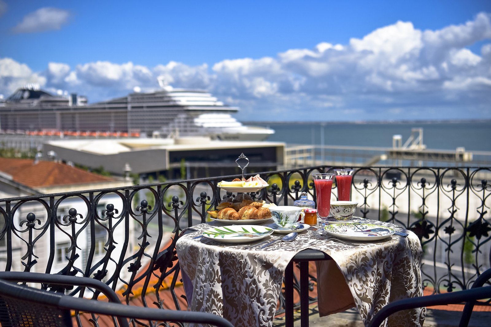 Palacete Chafariz d'El Rei — eat & drink