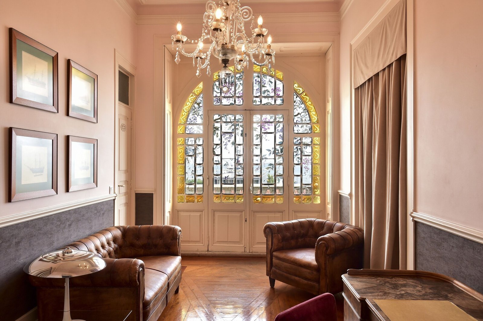 Palacete Chafariz d'El Rei — eat & drink