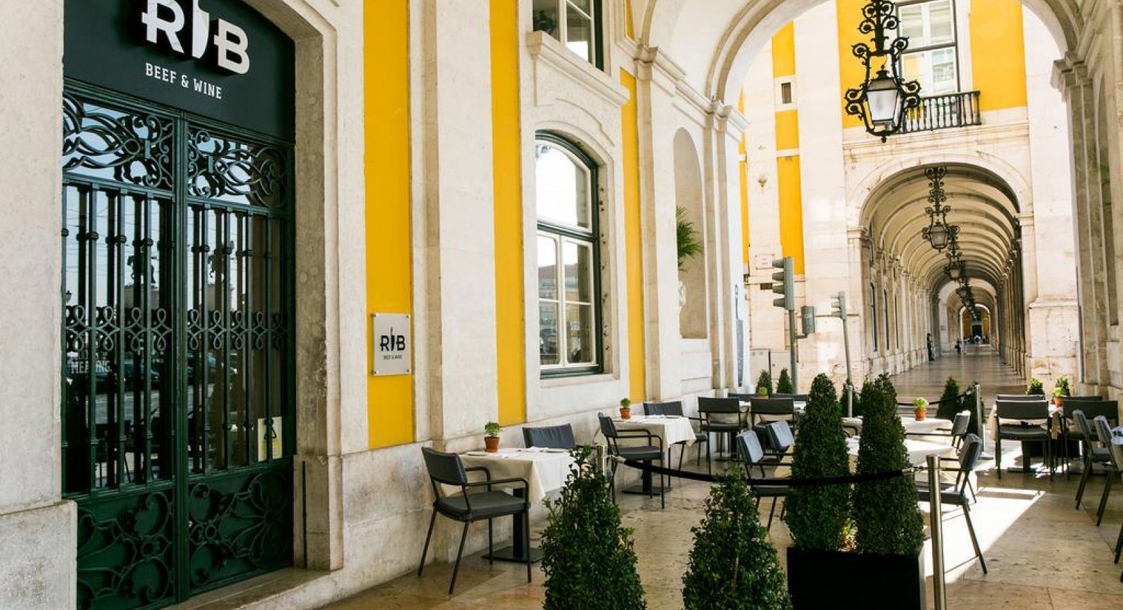 Pousada Lisboa Praça do Comércio — eat & drink