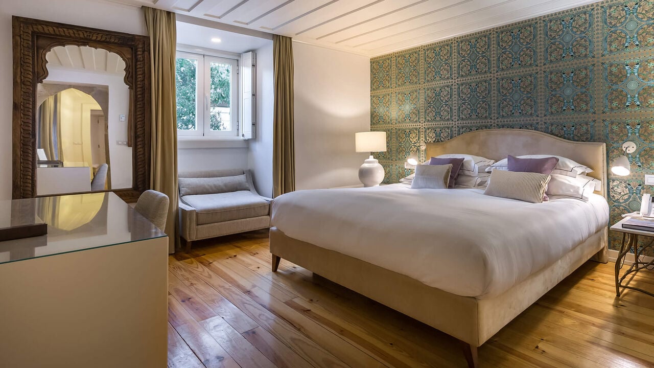 Santiago de Alfama — rooms