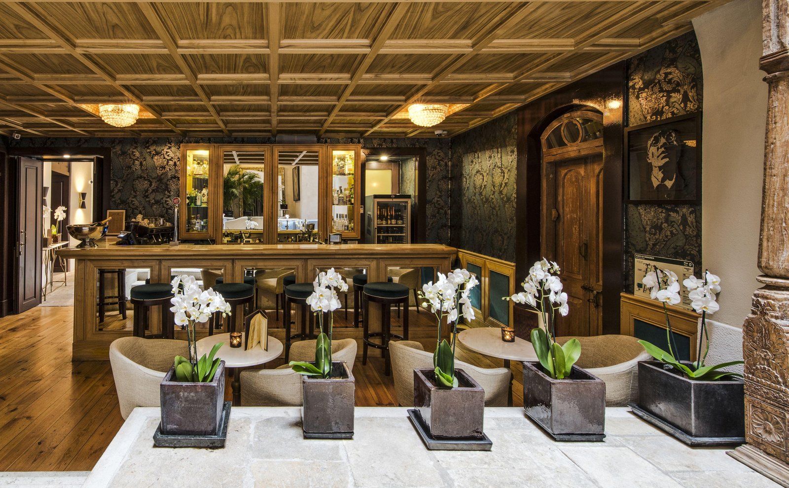 Santiago de Alfama — eat & drink