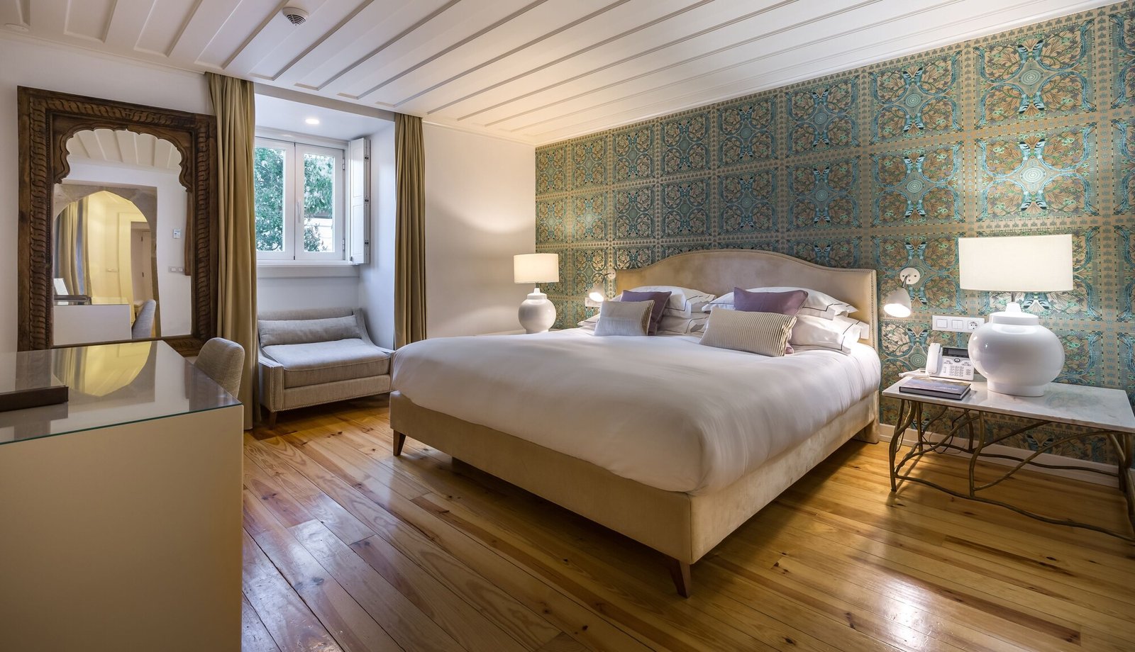 Santiago de Alfama — rooms