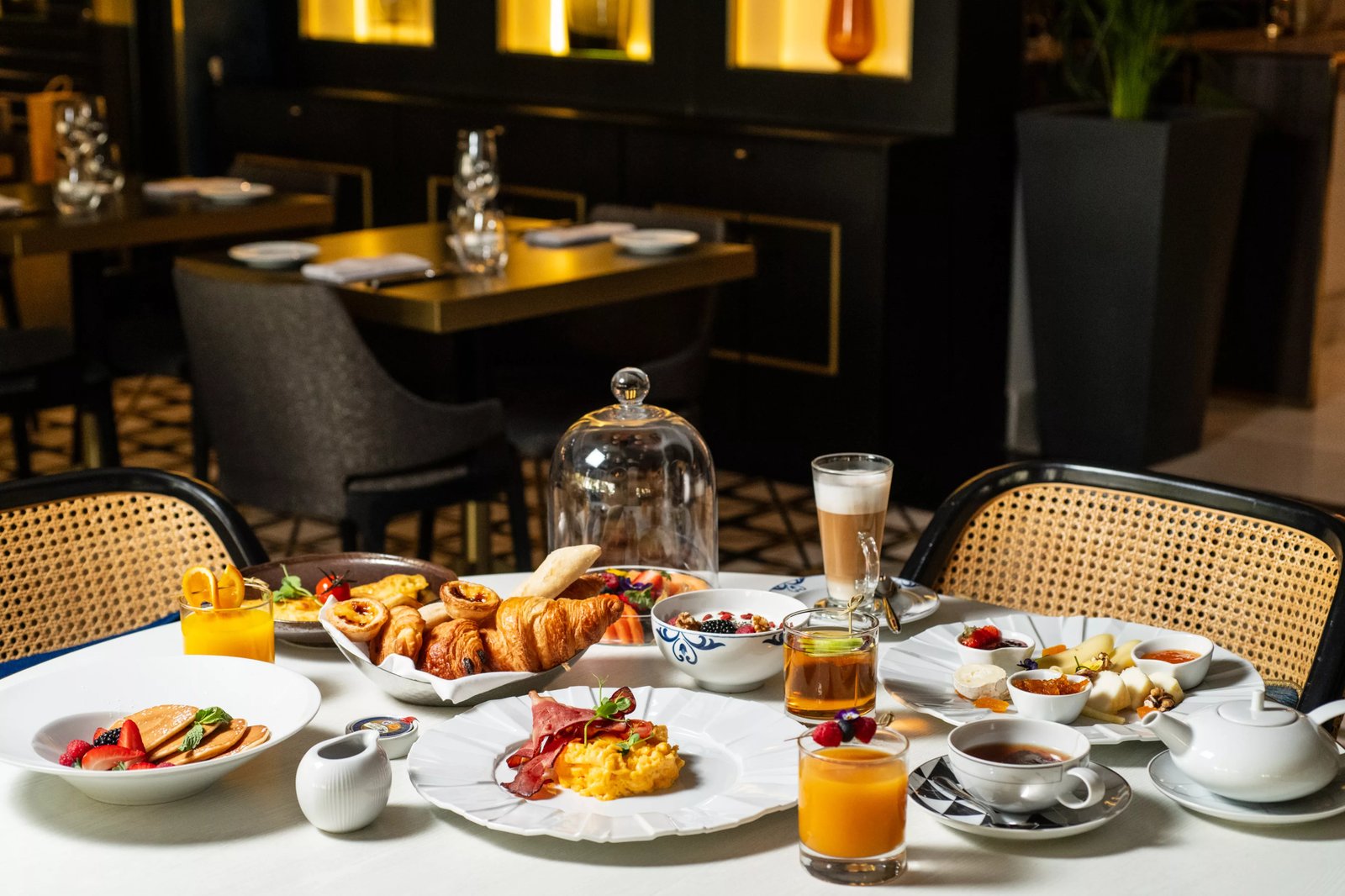 Sofitel Lisbon Liberdade — eat & drink