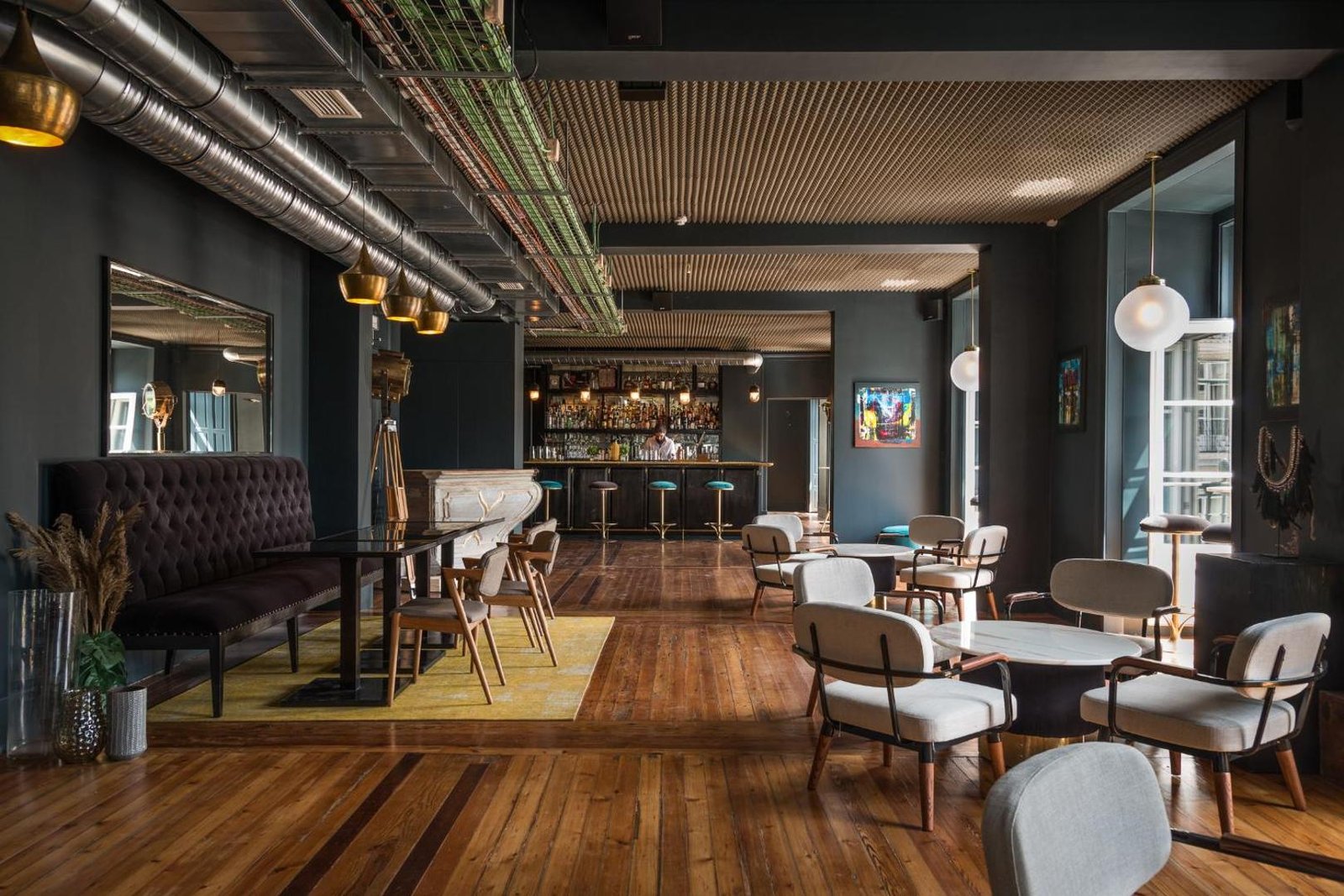 Le Consulat — eat & drink