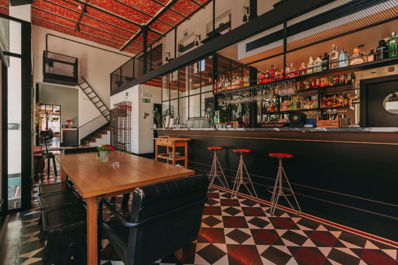 1908 Lisboa Hotel — eat & drink