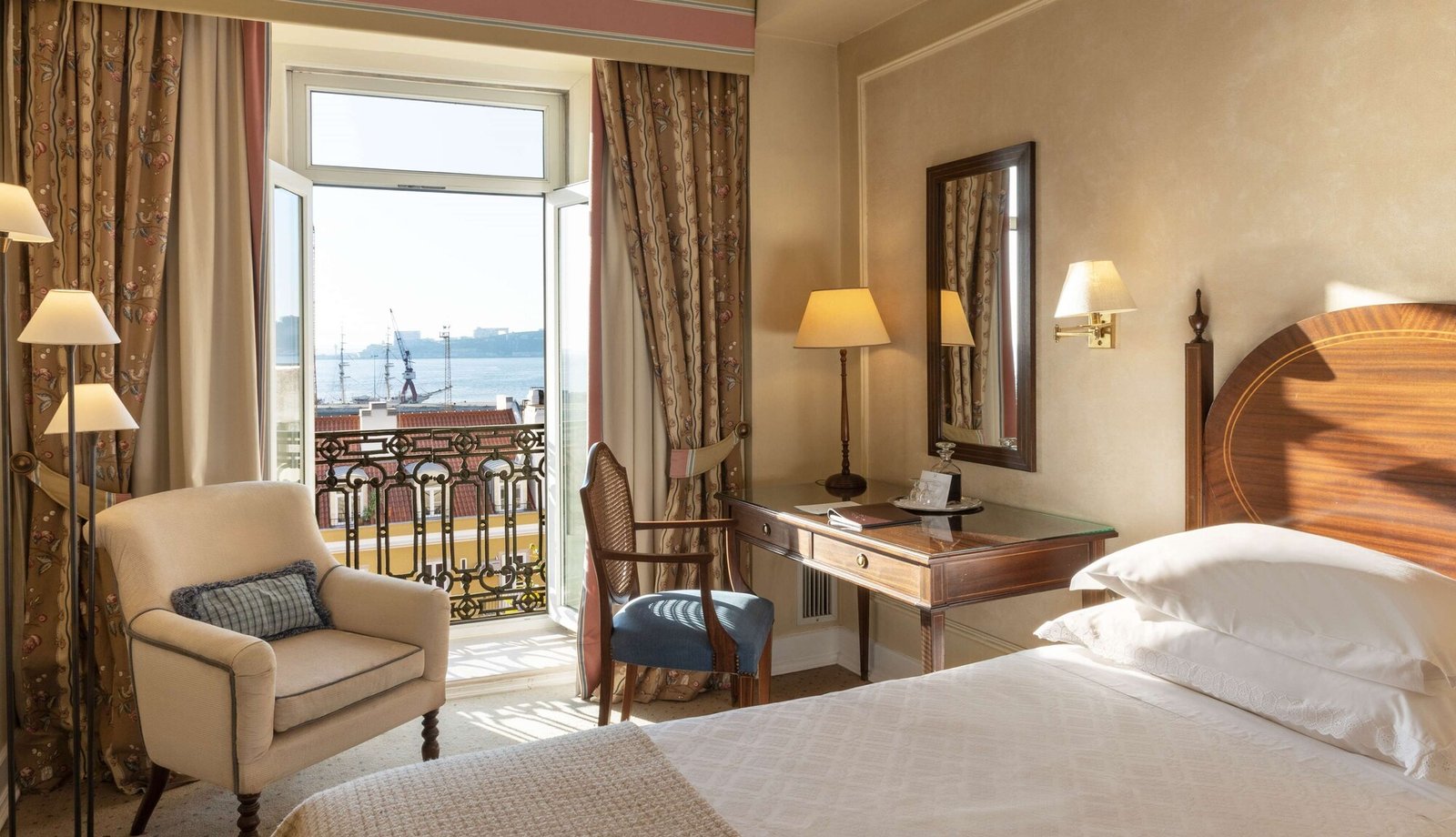 As Janelas Verdes Hotel — rooms