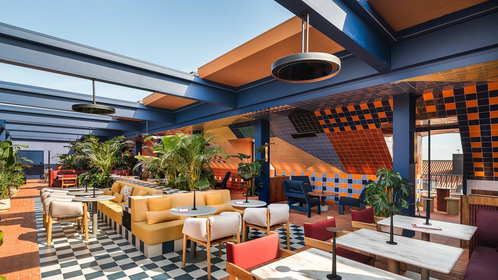 Andaz Lisbon Hotel — vibe