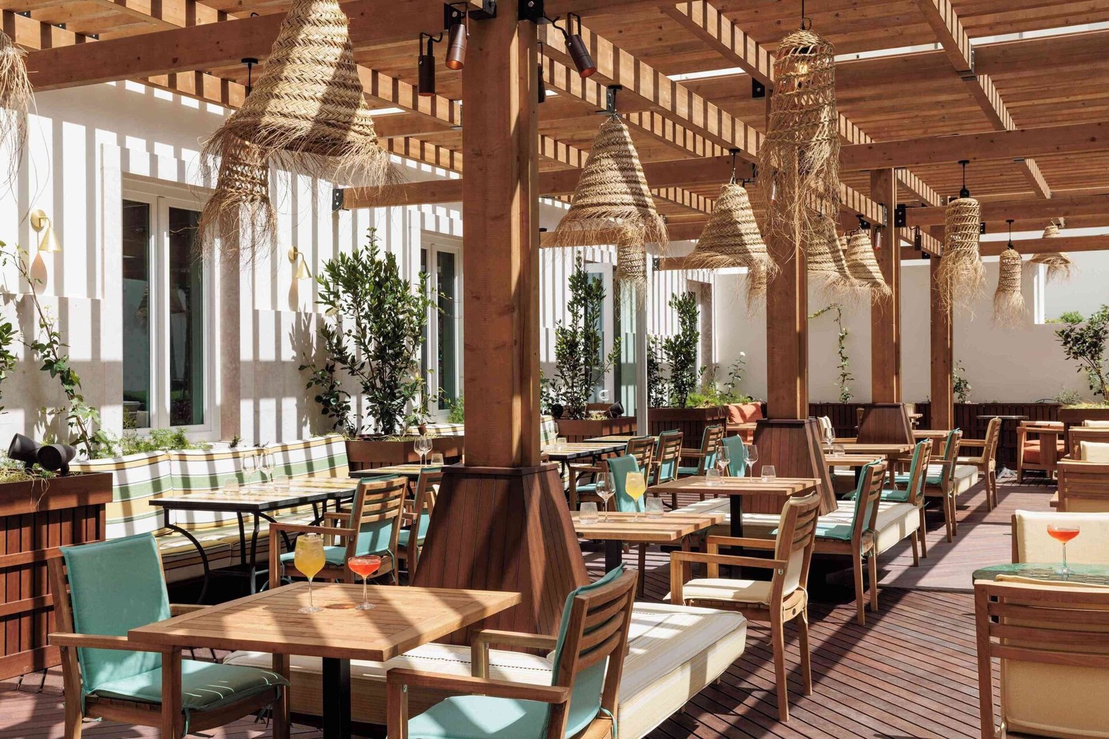 Locke de Santa Joana — eat & drink