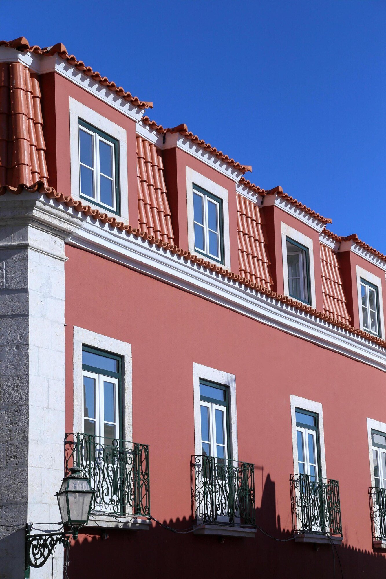Vincci Alfama — backstory