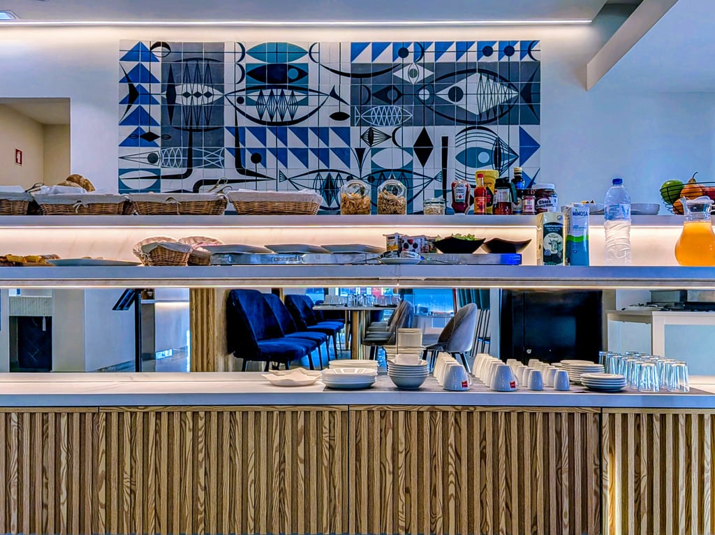 Hotel Infante Santo — eat & drink