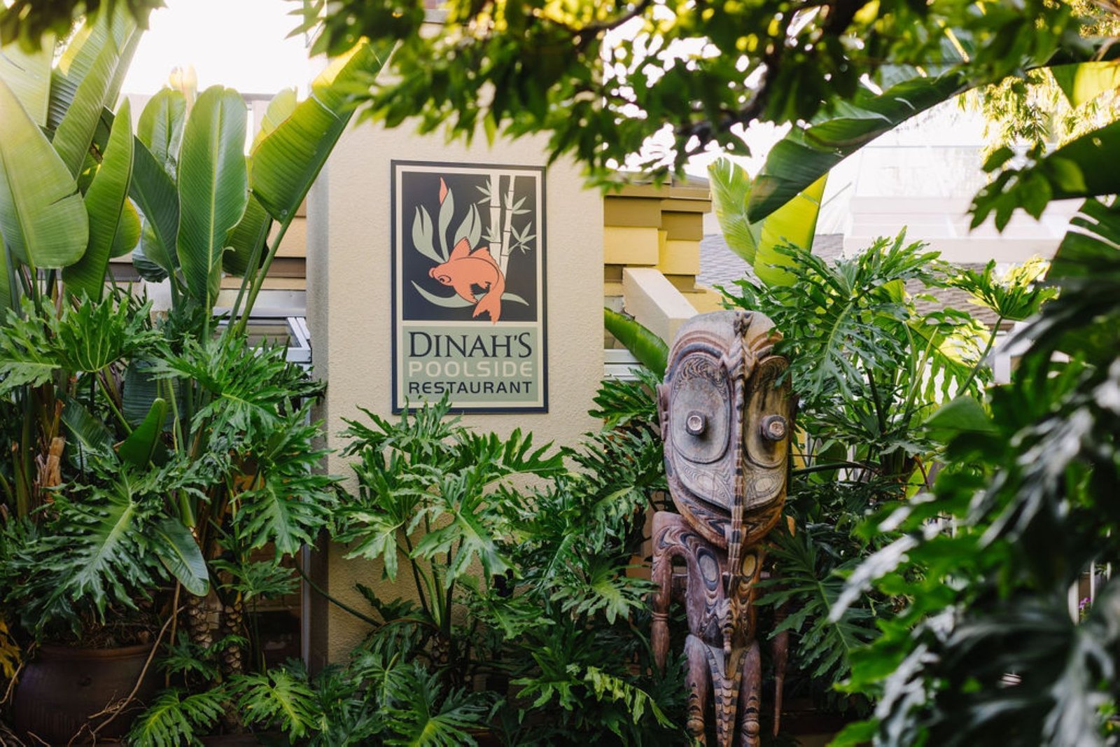 Dinah's Garden Hotel, at the table