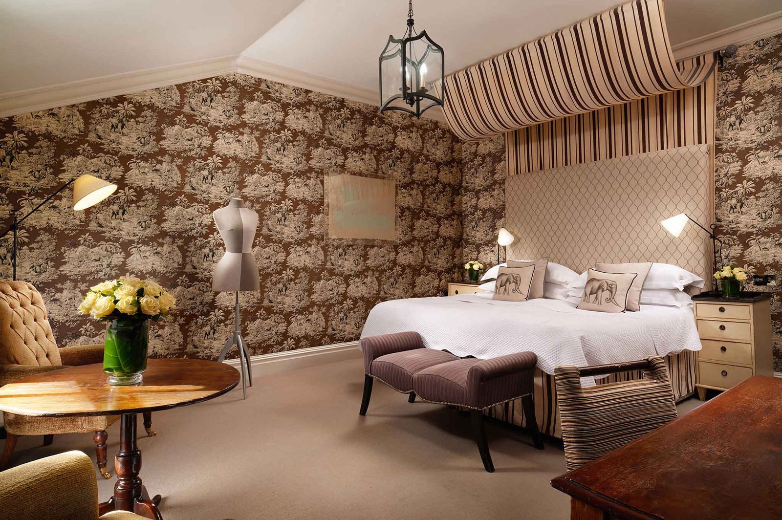 The Pelham — rooms