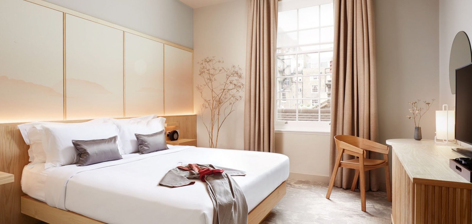 The Prince Akatoki London — rooms