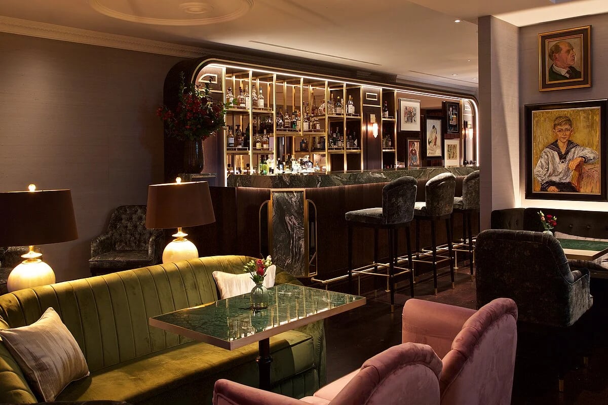 Althoff St. James's Hotel & Club — eat & drink