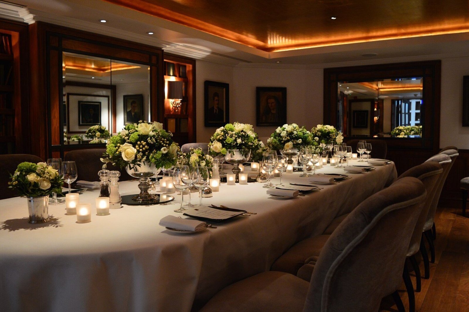 Althoff St. James's Hotel & Club — eat & drink