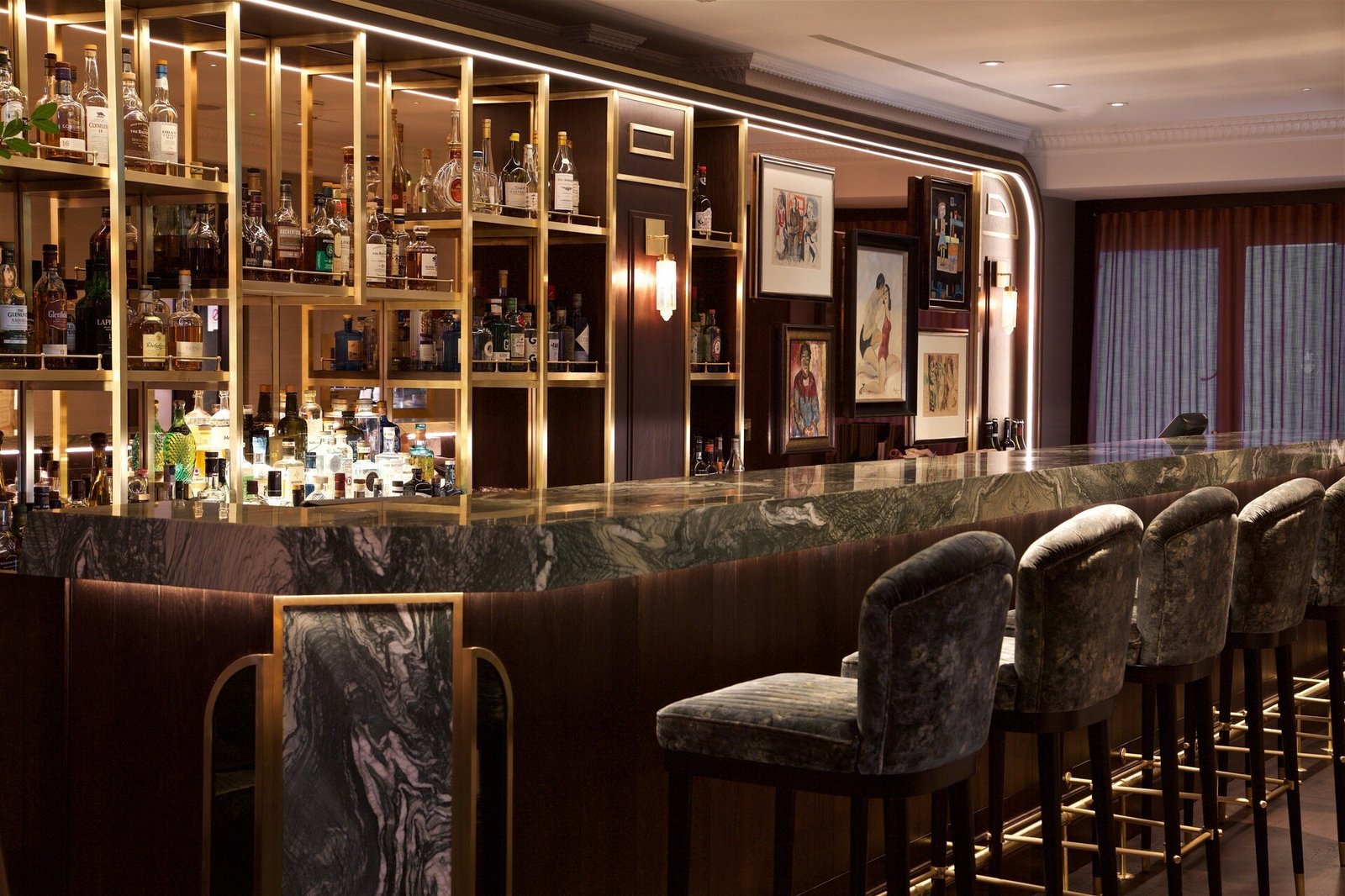 Althoff St. James's Hotel & Club, seven park place bar & lounge