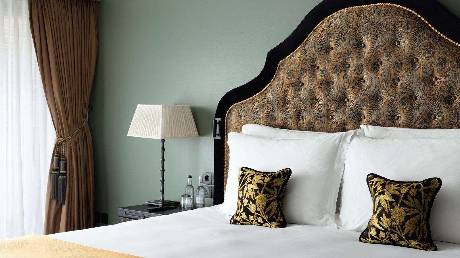 L'oscar London — rooms