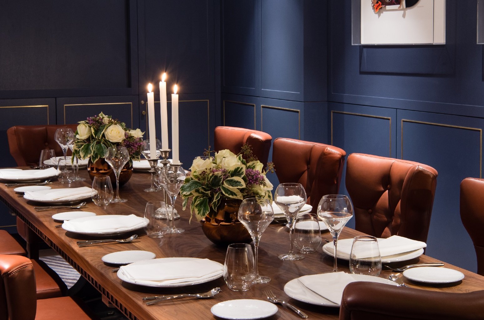 Vintry and Mercer, at the table