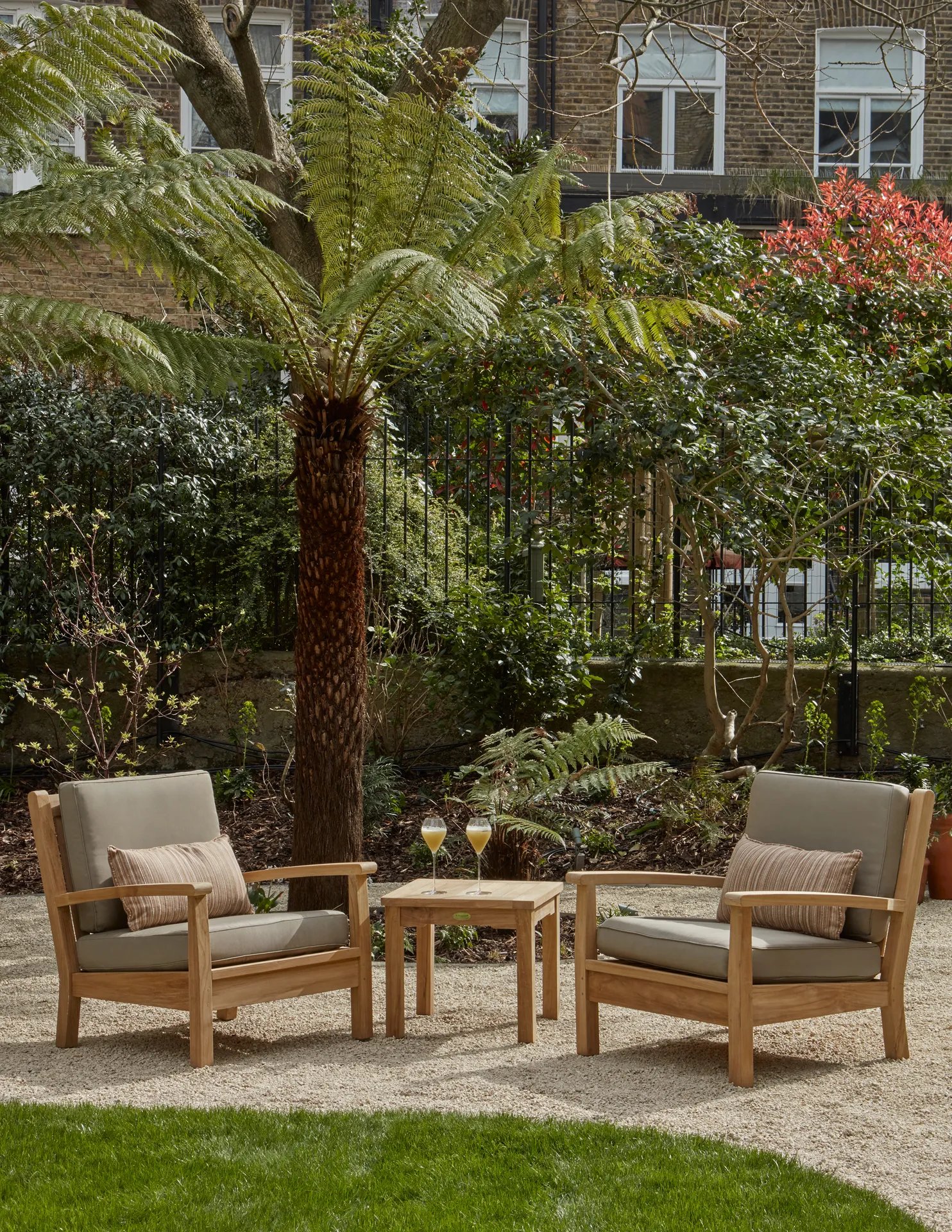 Miiro Templeton Garden — vibe